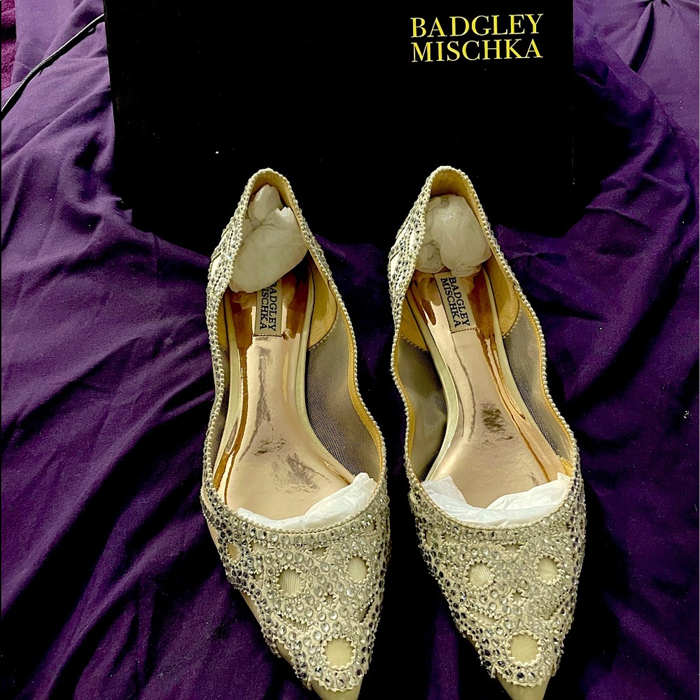 NEW Badgley Mischka Bridal Flats SZ 11 (Authentic from Nordstroms, NOT the Rack!